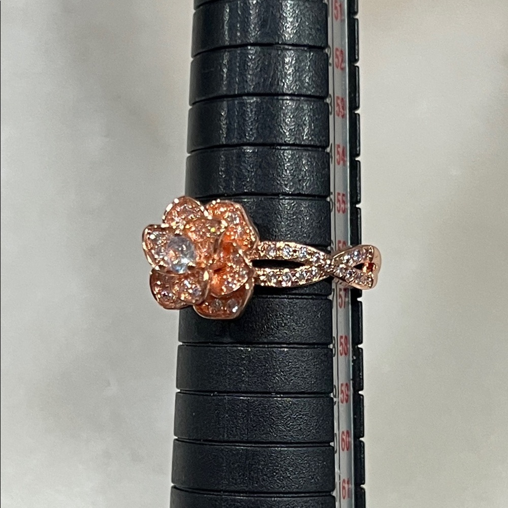 Rose Gold Floral CZ Ring - Picture 4 of 8